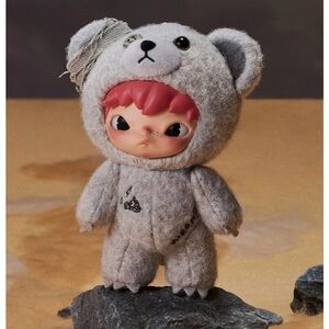 Popmart Hirono Road Journal Series Pendant - Grey Gravel